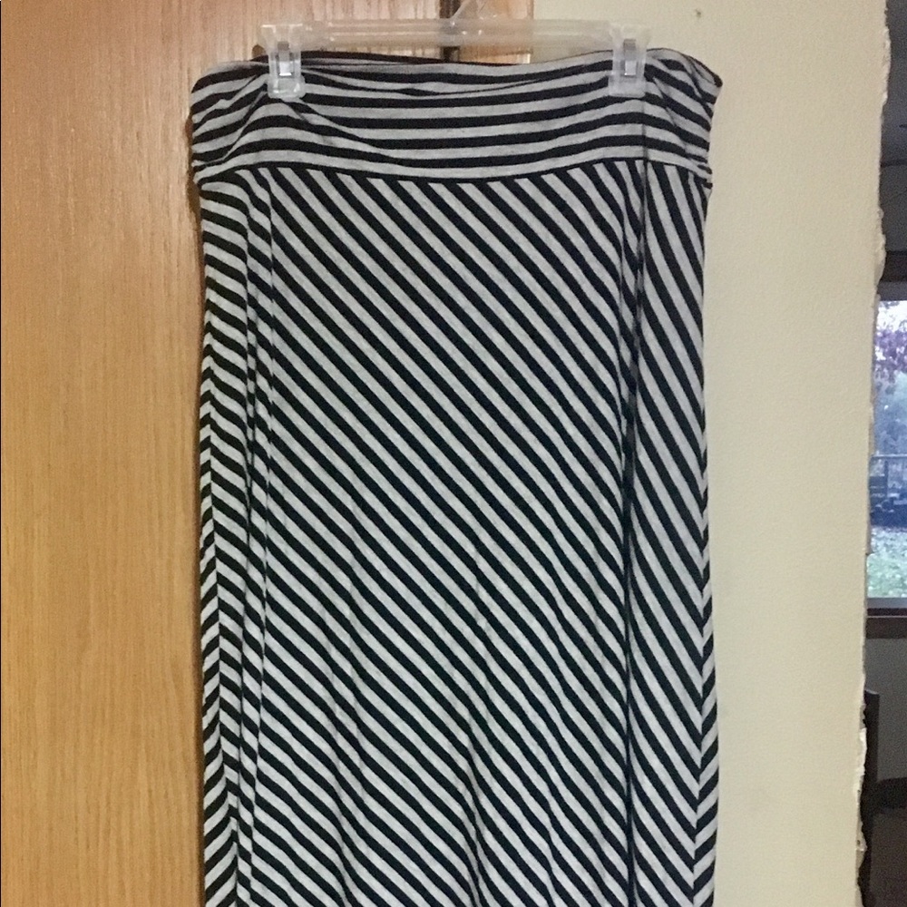 Gray and Black Ankle Length Skirt